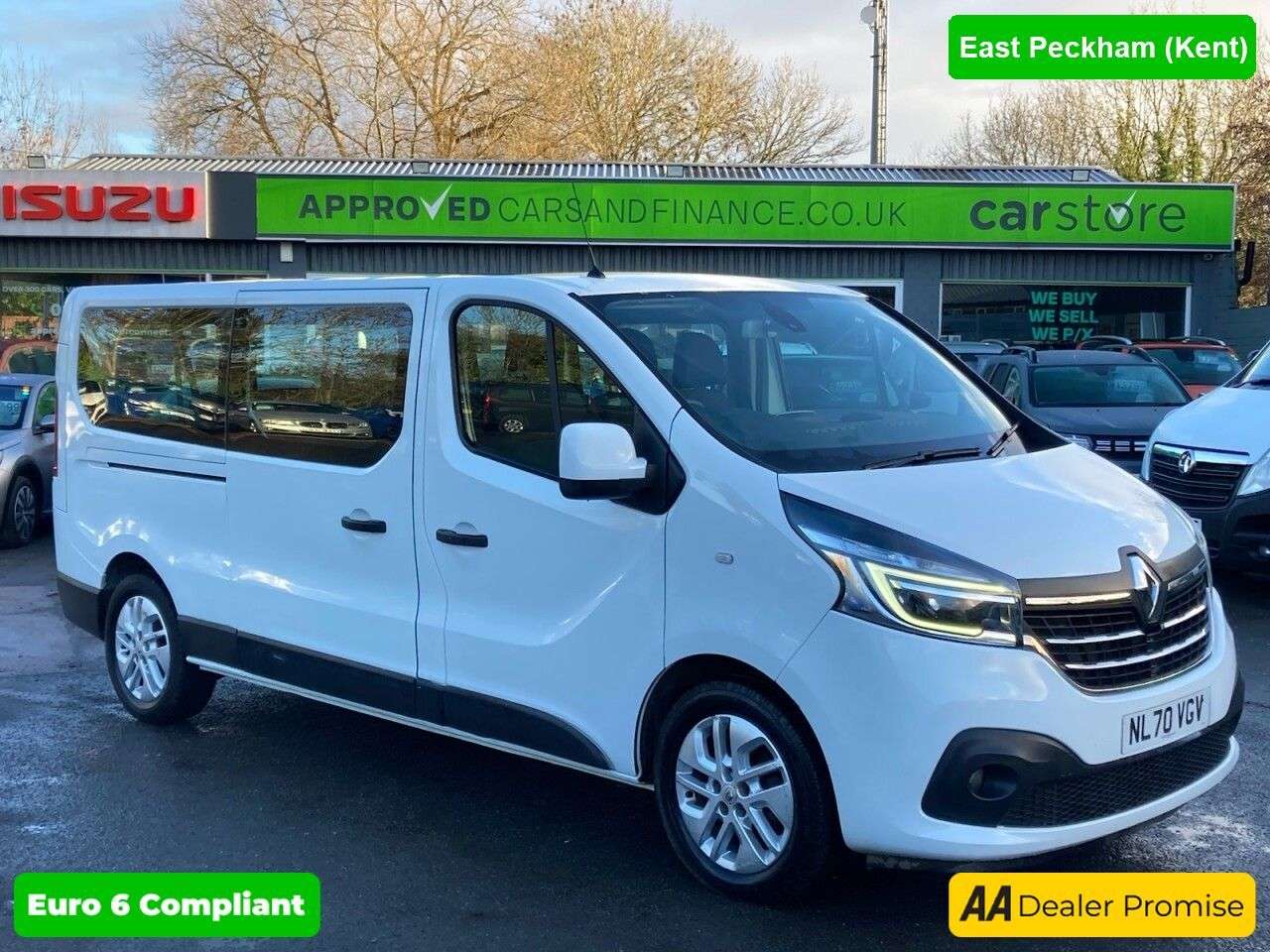 A 2020 RENAULT TRAFIC 2.0 dCi ENERGY 30 Sport Nav LWB 9-seat Double Cab, 69,000 miles, 1 owner, E A 2020 RENAULT TRAFIC 2.0 dCi ENERGY 30 Sport Nav LWB 9-seat Double Cab, 69,000 miles, 1 owner, E