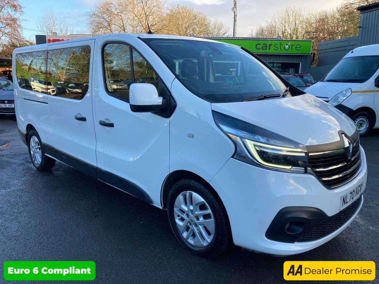 A 2020 RENAULT TRAFIC 2.0 dCi ENERGY 30 Sport Nav LWB 9-seat Double Cab, 69,000 miles, 1 owner, E A 2020 RENAULT TRAFIC 2.0 dCi ENERGY 30 Sport Nav LWB 9-seat Double Cab, 69,000 miles, 1 owner, E