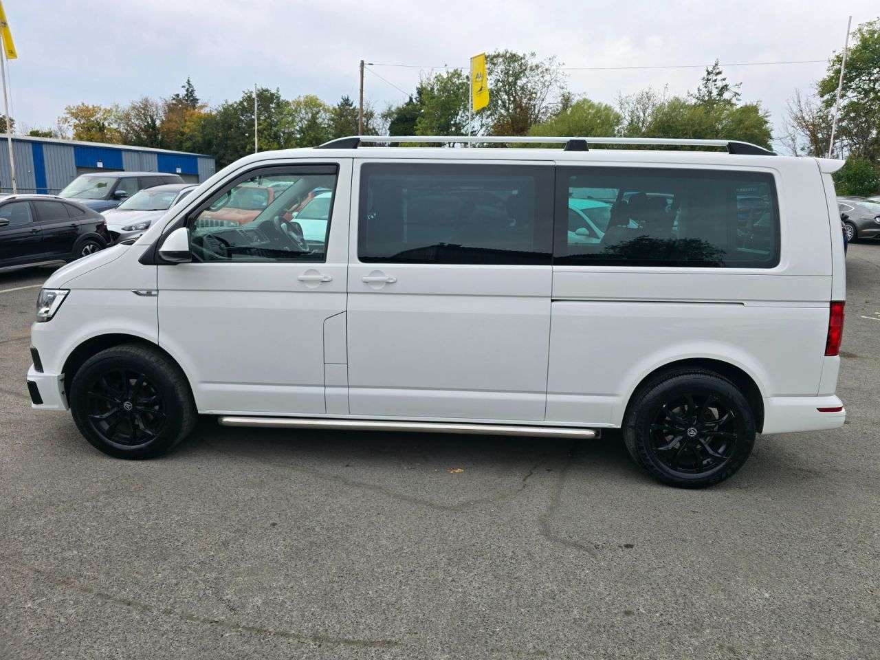 2018 VOLKSWAGEN TRANSPORTER SHUTTLE 2018 VOLKSWAGEN TRANSPORTER SHUTTLE
