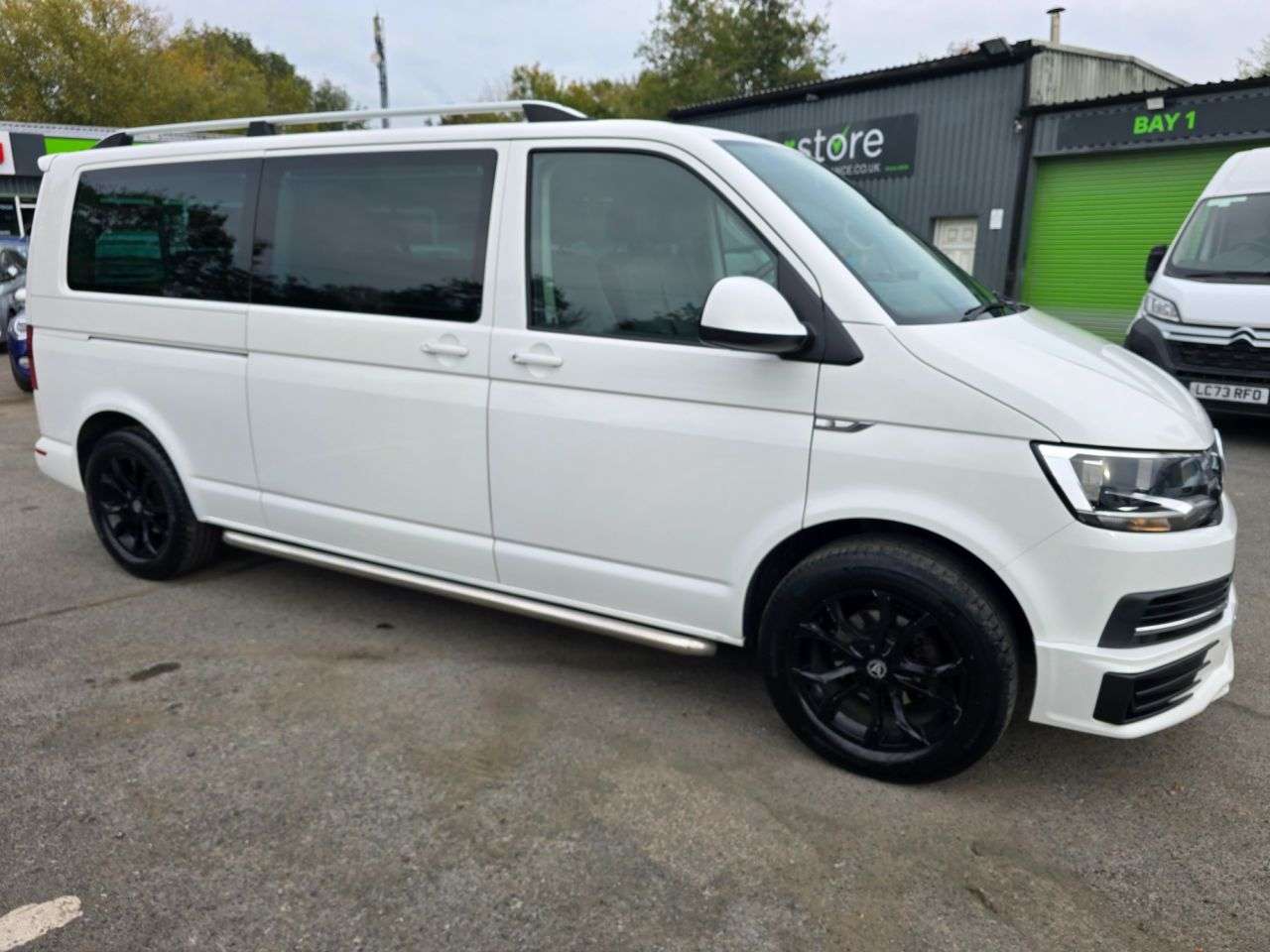 2018 VOLKSWAGEN TRANSPORTER SHUTTLE 2018 VOLKSWAGEN TRANSPORTER SHUTTLE
