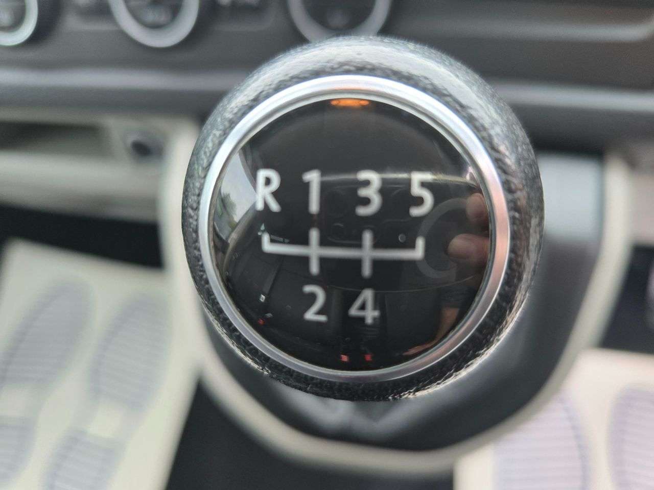 2018 VOLKSWAGEN TRANSPORTER SHUTTLE 2018 VOLKSWAGEN TRANSPORTER SHUTTLE