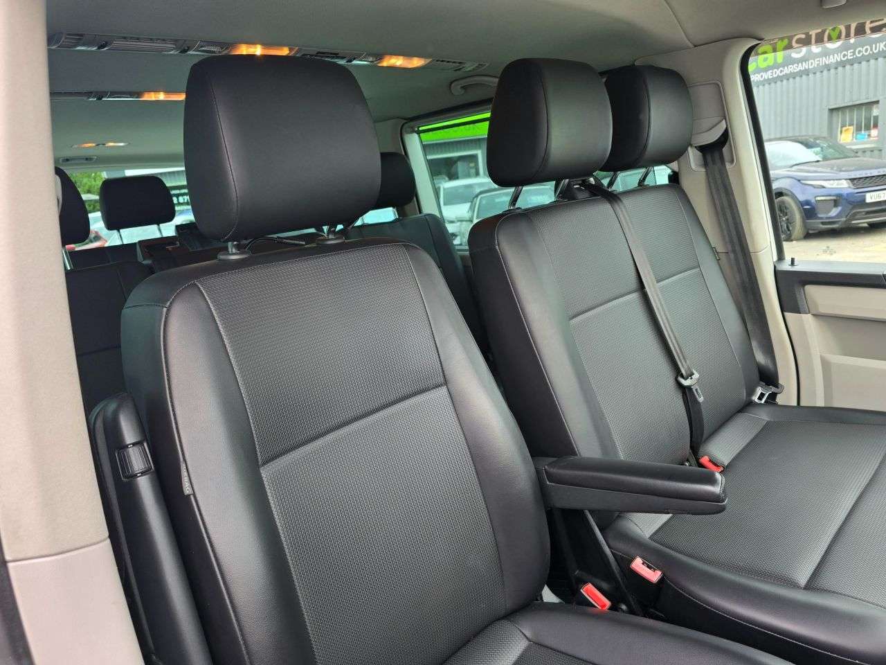 2018 VOLKSWAGEN TRANSPORTER SHUTTLE 2018 VOLKSWAGEN TRANSPORTER SHUTTLE