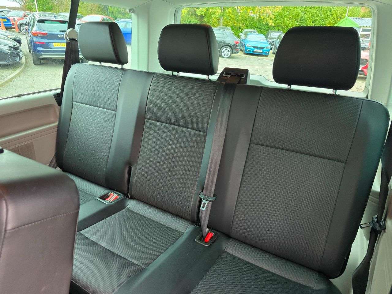 2018 VOLKSWAGEN TRANSPORTER SHUTTLE 2018 VOLKSWAGEN TRANSPORTER SHUTTLE