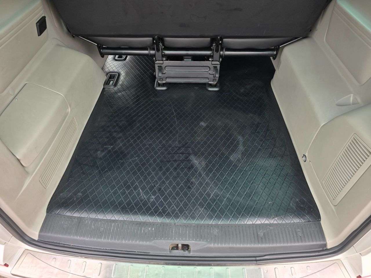 2018 VOLKSWAGEN TRANSPORTER SHUTTLE 2018 VOLKSWAGEN TRANSPORTER SHUTTLE