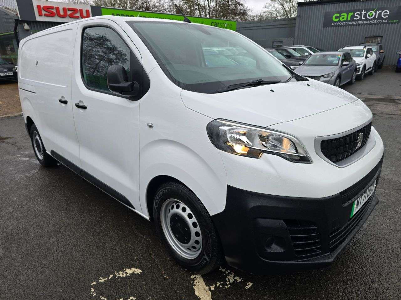 A 2021 PEUGEOT E-EXPERT e 1200 75kWh Professional MWB electric panel van, Automatic, 42,000 miles, A 2021 PEUGEOT E-EXPERT e 1200 75kWh Professional MWB electric panel van, Automatic, 42,000 miles,