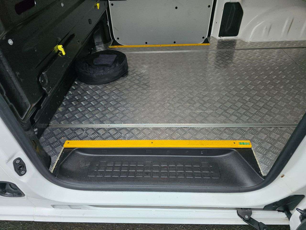 2021 PEUGEOT E-EXPERT 2021 PEUGEOT E-EXPERT