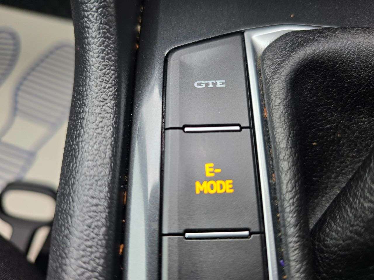 2022 VOLKSWAGEN TIGUAN 2022 VOLKSWAGEN TIGUAN