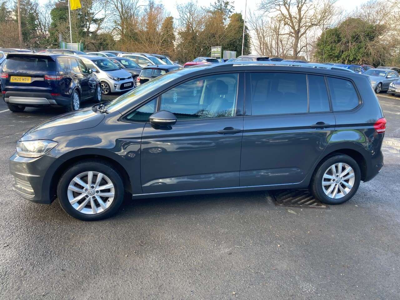 2018 VOLKSWAGEN TOURAN 2018 VOLKSWAGEN TOURAN