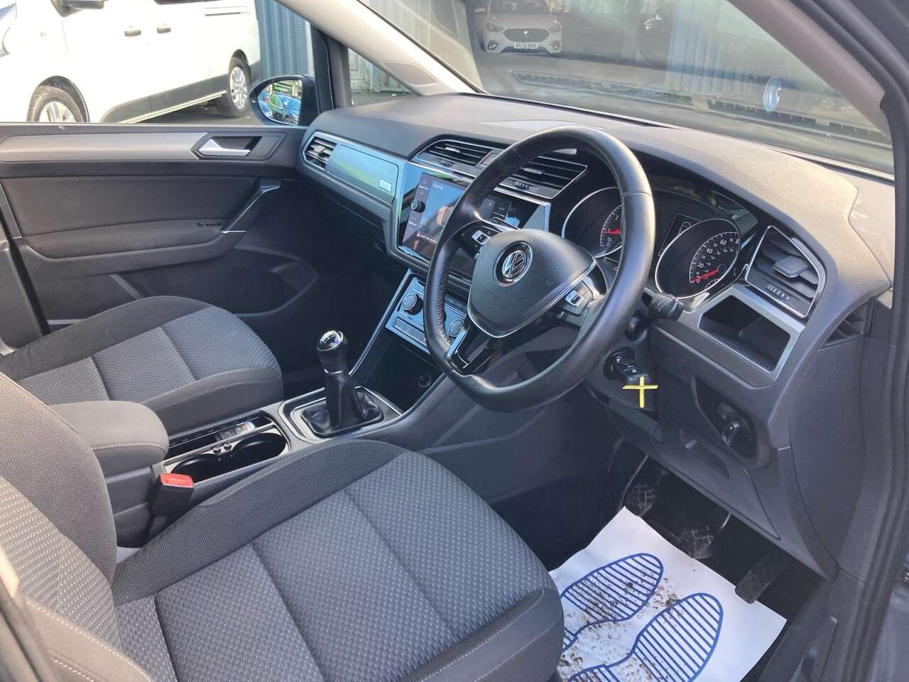 2018 VOLKSWAGEN TOURAN 2018 VOLKSWAGEN TOURAN