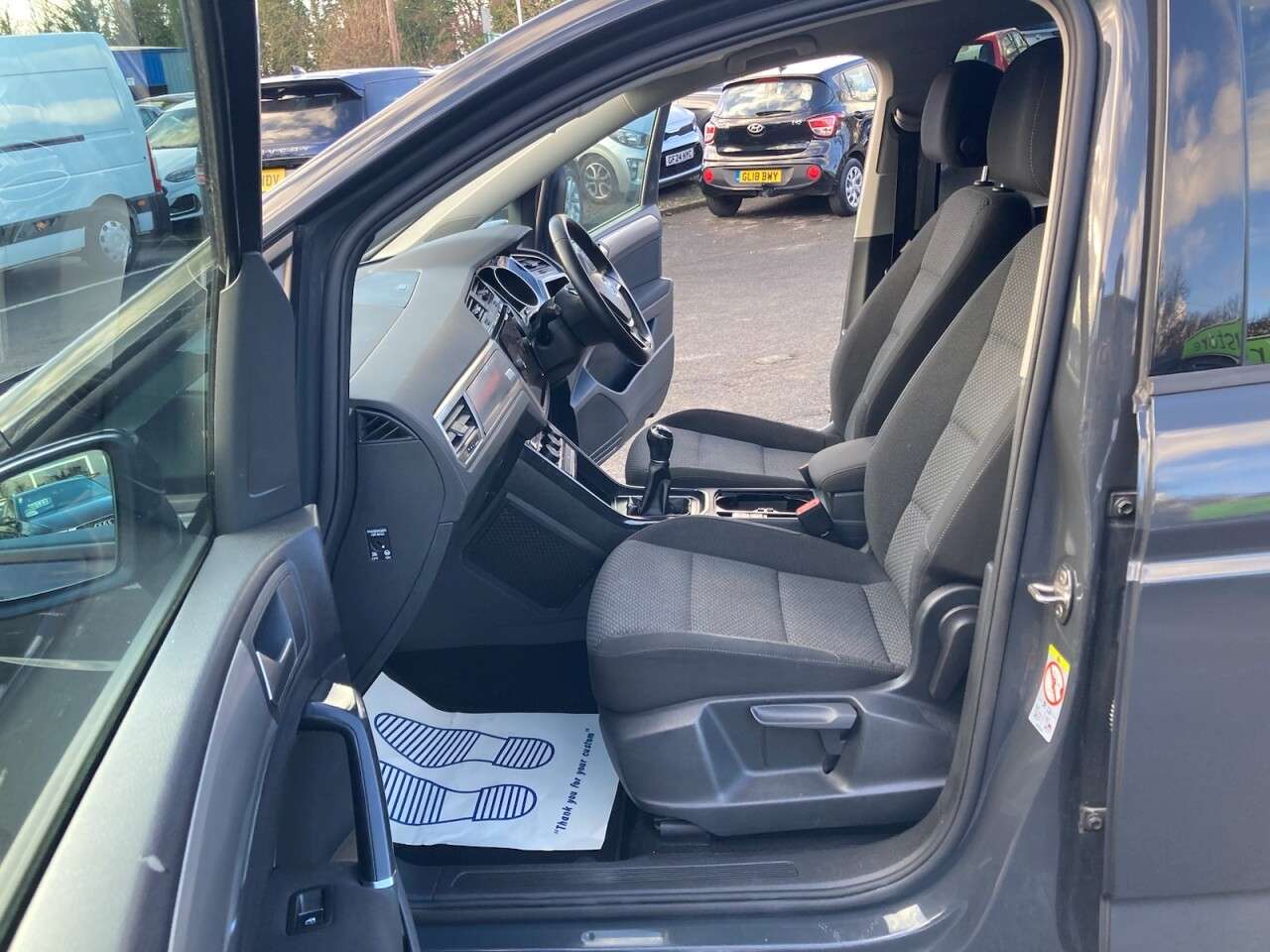 2018 VOLKSWAGEN TOURAN 2018 VOLKSWAGEN TOURAN