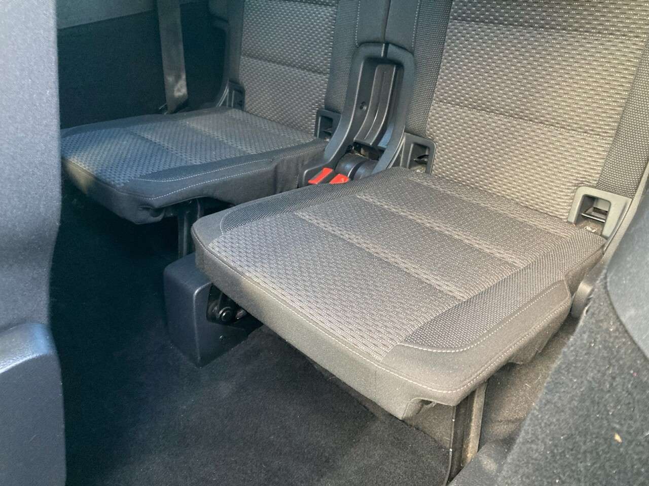 2018 VOLKSWAGEN TOURAN 2018 VOLKSWAGEN TOURAN