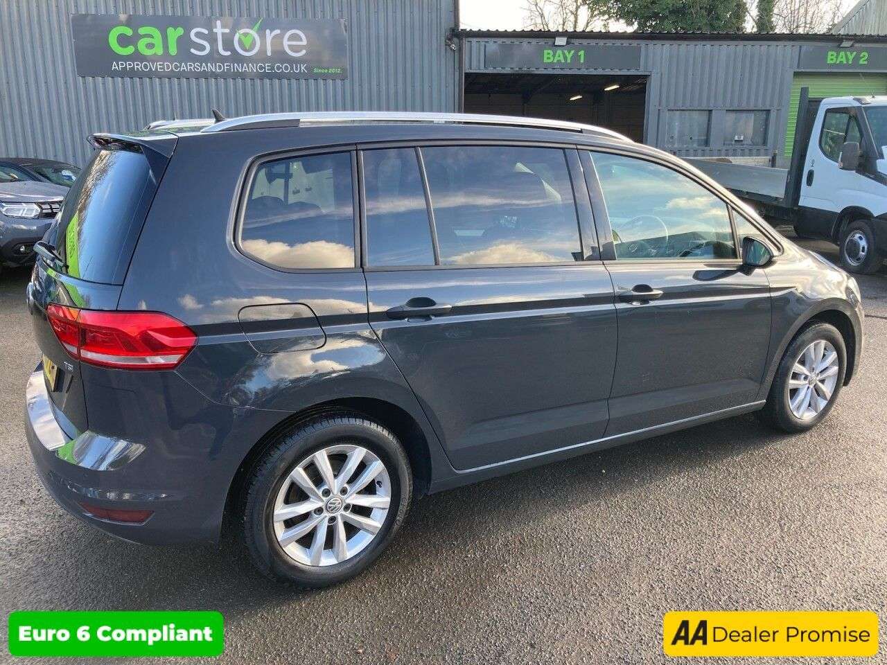 2018 VOLKSWAGEN TOURAN 2018 VOLKSWAGEN TOURAN