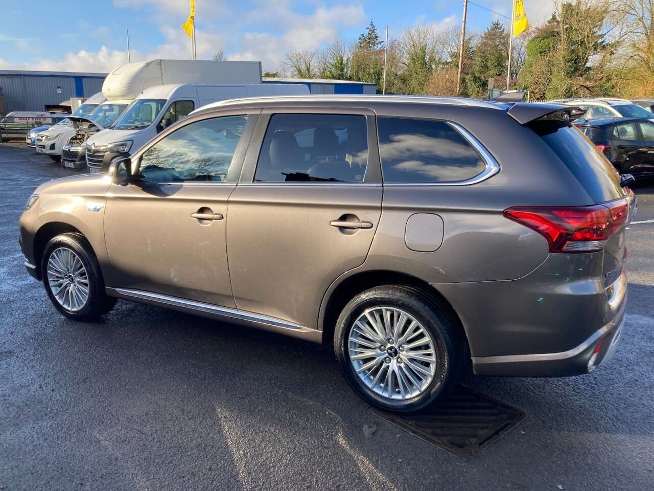 2019 MITSUBISHI OUTLANDER 2019 MITSUBISHI OUTLANDER