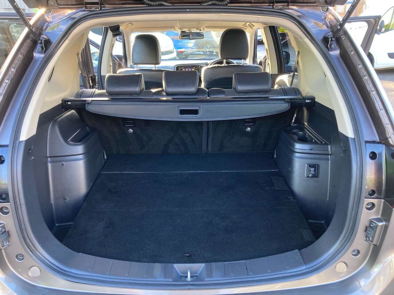 2019 MITSUBISHI OUTLANDER 2019 MITSUBISHI OUTLANDER