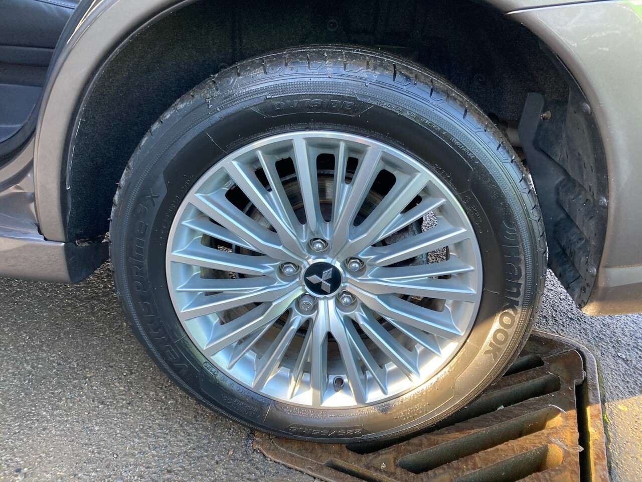 2019 MITSUBISHI OUTLANDER 2019 MITSUBISHI OUTLANDER