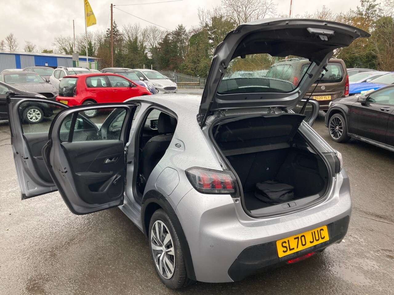 2020 PEUGEOT E-208 2020 PEUGEOT E-208