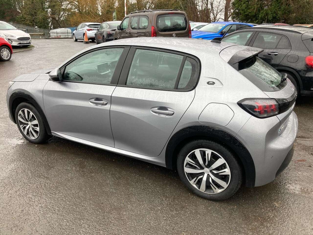 2020 PEUGEOT E-208 2020 PEUGEOT E-208