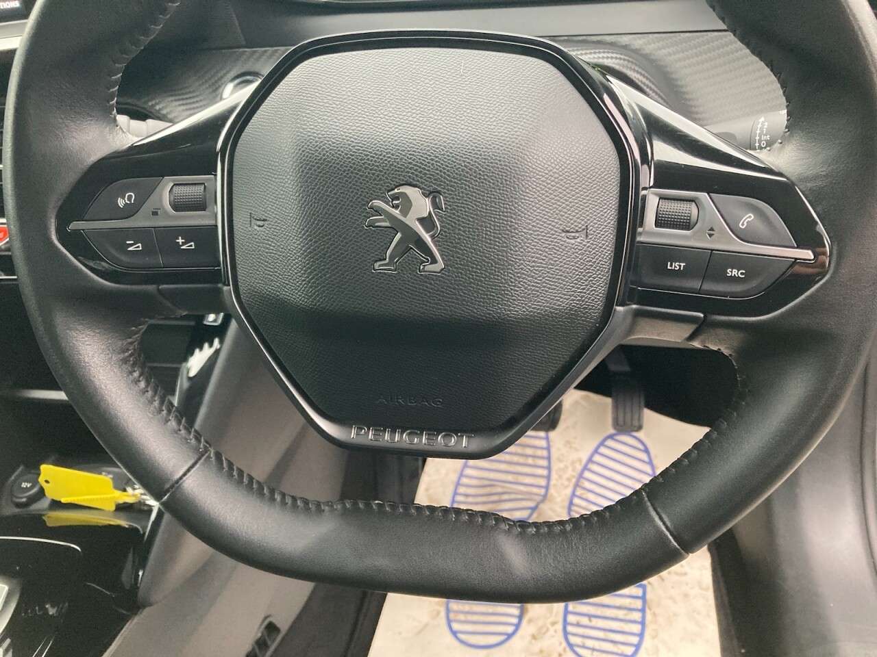 2020 PEUGEOT E-208 2020 PEUGEOT E-208