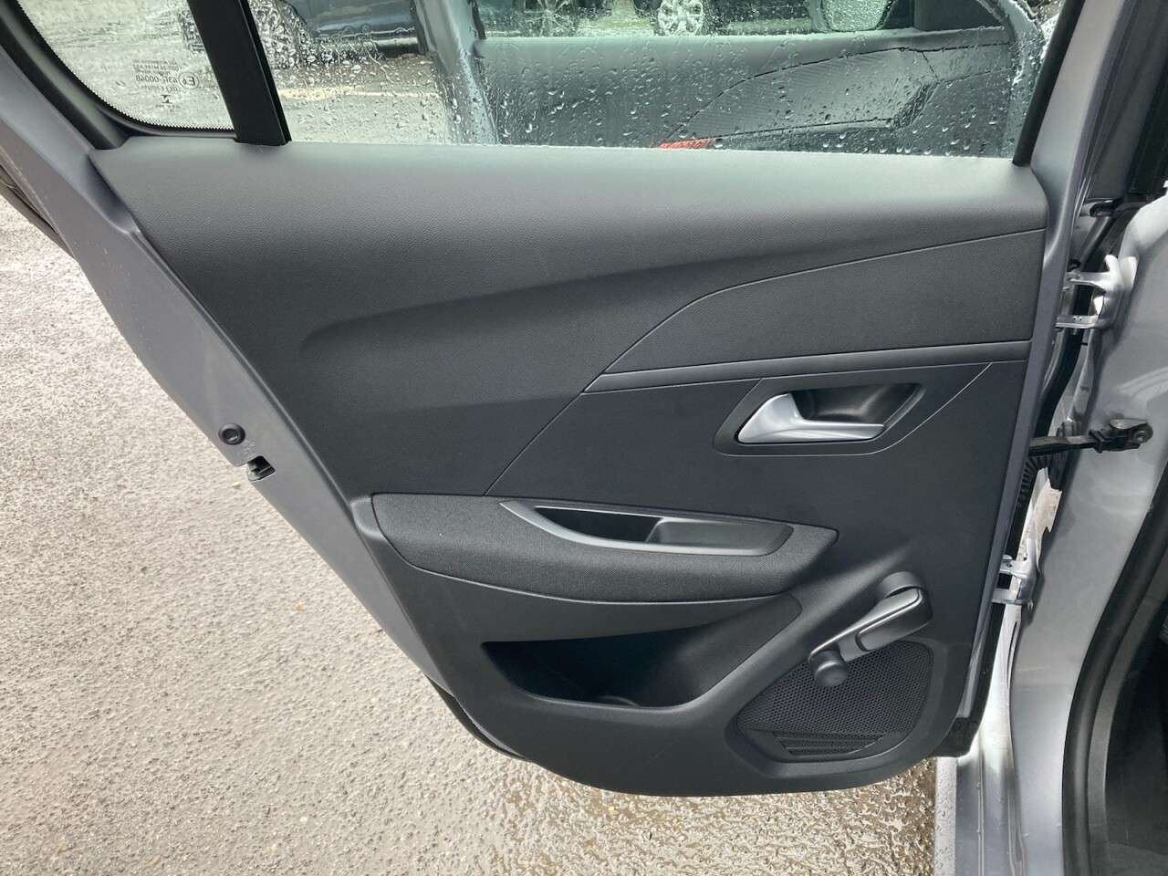 2020 PEUGEOT E-208 2020 PEUGEOT E-208