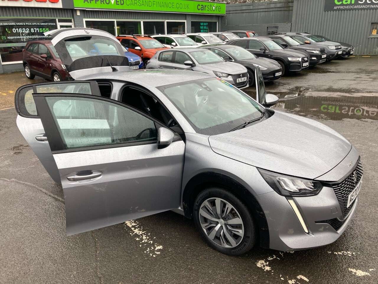 2020 PEUGEOT E-208 2020 PEUGEOT E-208