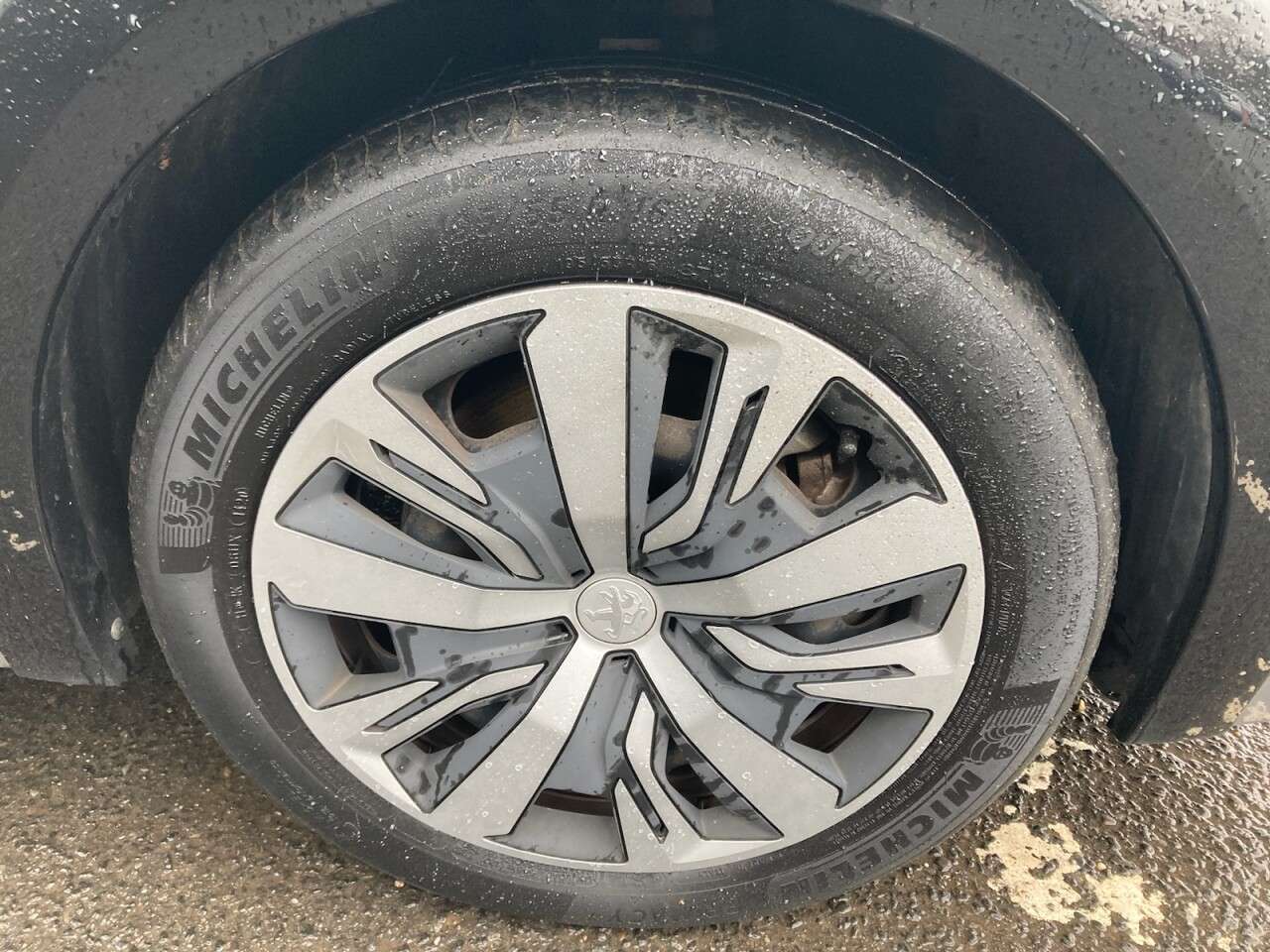 2020 PEUGEOT E-208 2020 PEUGEOT E-208