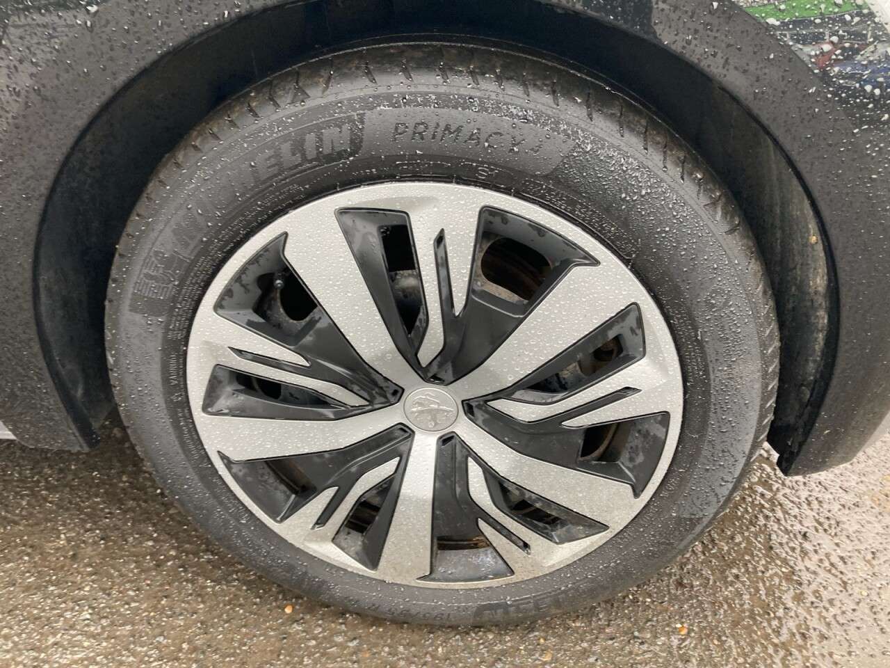 2020 PEUGEOT E-208 2020 PEUGEOT E-208