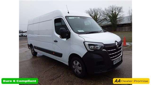 A 2023 RENAULT MASTER 2.3 dCi 35 Advance Panel Van, 47,500 miles, Euro 6 ULEZ, manual, A/C, Bluet A 2023 RENAULT MASTER 2.3 dCi 35 Advance Panel Van, 47,500 miles, Euro 6 ULEZ, manual, A/C, Bluet
