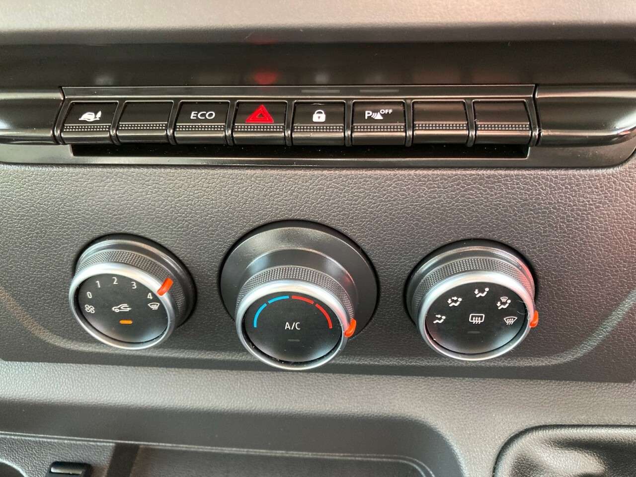 2023 RENAULT MASTER 2023 RENAULT MASTER