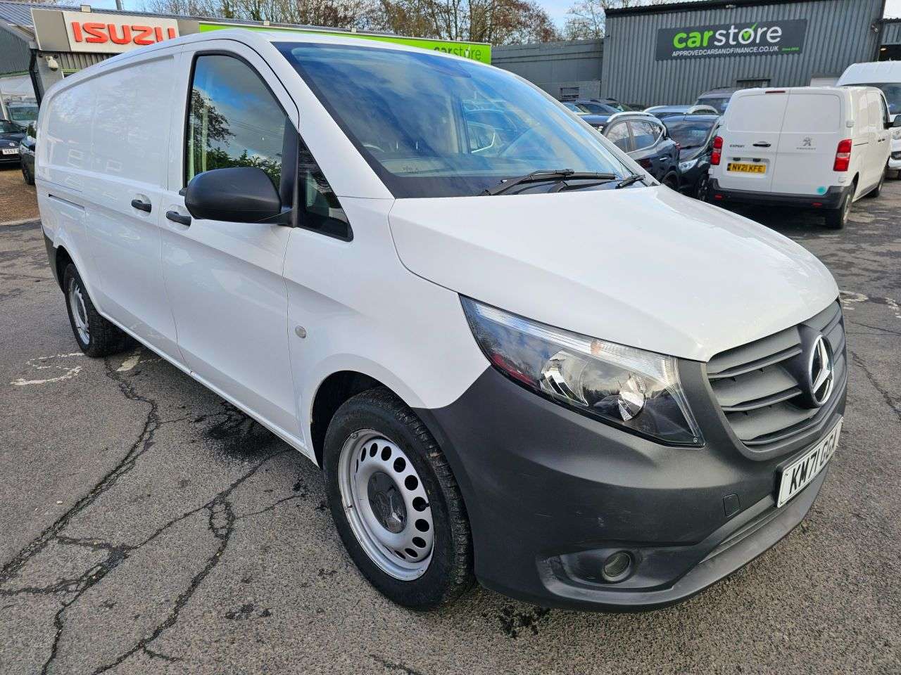 A 2021 MERCEDES-BENZ VITO 2.0 116 CDI Progressive Panel Van Automatic XLWB, 65,000 miles, Euro 6, Cru A 2021 MERCEDES-BENZ VITO 2.0 116 CDI Progressive Panel Van Automatic XLWB, 65,000 miles, Euro 6, Cru
