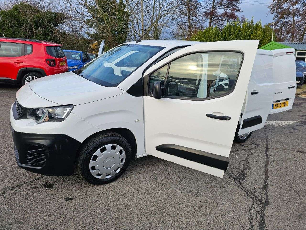 2019 PEUGEOT PARTNER 2019 PEUGEOT PARTNER