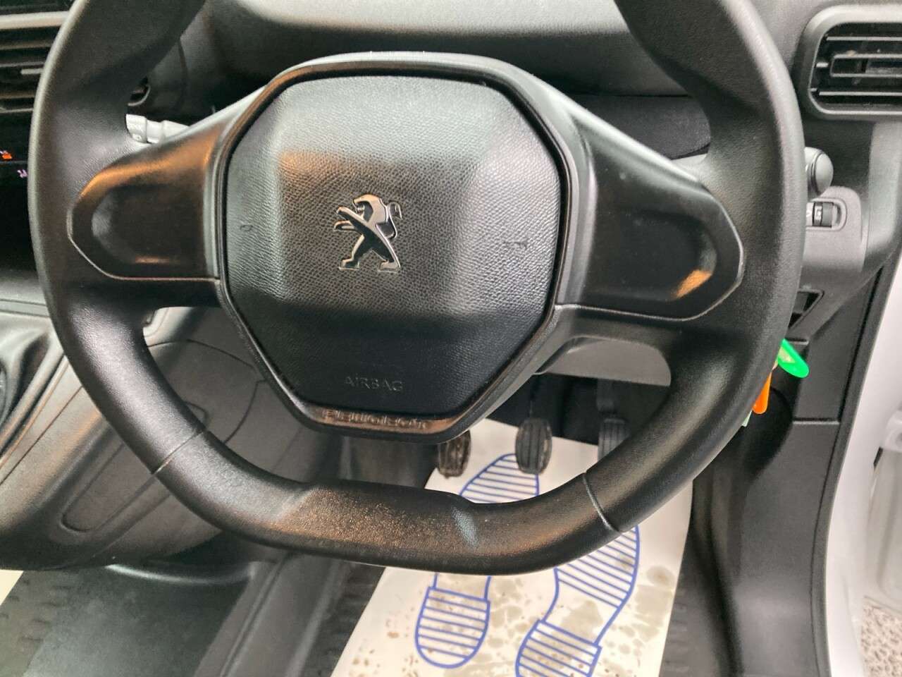 2023 PEUGEOT PARTNER 2023 PEUGEOT PARTNER