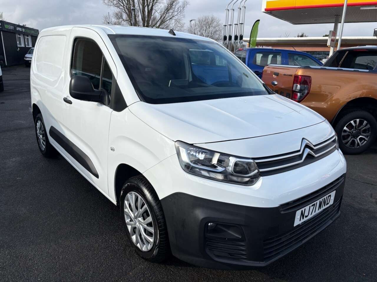 A 2021 CITROEN BERLINGO 1.2 1000 PureTech Enterprise M Pro panel, 34,300 miles, Euro 6 petrol, Manu A 2021 CITROEN BERLINGO 1.2 1000 PureTech Enterprise M Pro panel, 34,300 miles, Euro 6 petrol, Manu