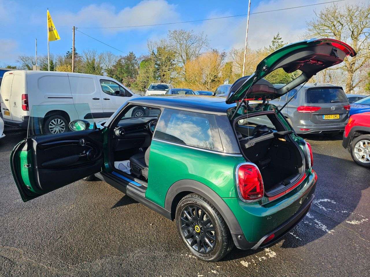 2023 MINI ELECTRIC HATCH 2023 MINI ELECTRIC HATCH