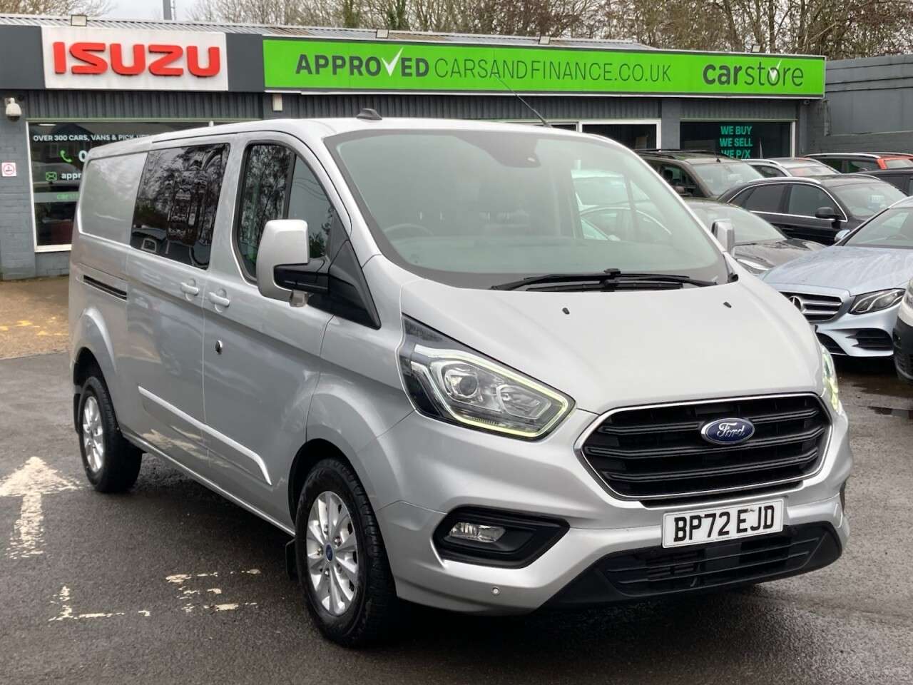 A 2022 FORD TRANSIT CUSTOM Ford Transit Custom 2.0 320 EcoBlue Limited Crew Van, 57,000 miles, Euro 6, A 2022 FORD TRANSIT CUSTOM Ford Transit Custom 2.0 320 EcoBlue Limited Crew Van, 57,000 miles, Euro 6,