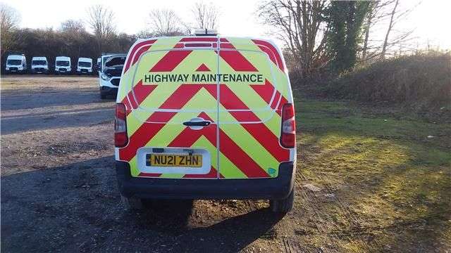 2021 PEUGEOT PARTNER 2021 PEUGEOT PARTNER