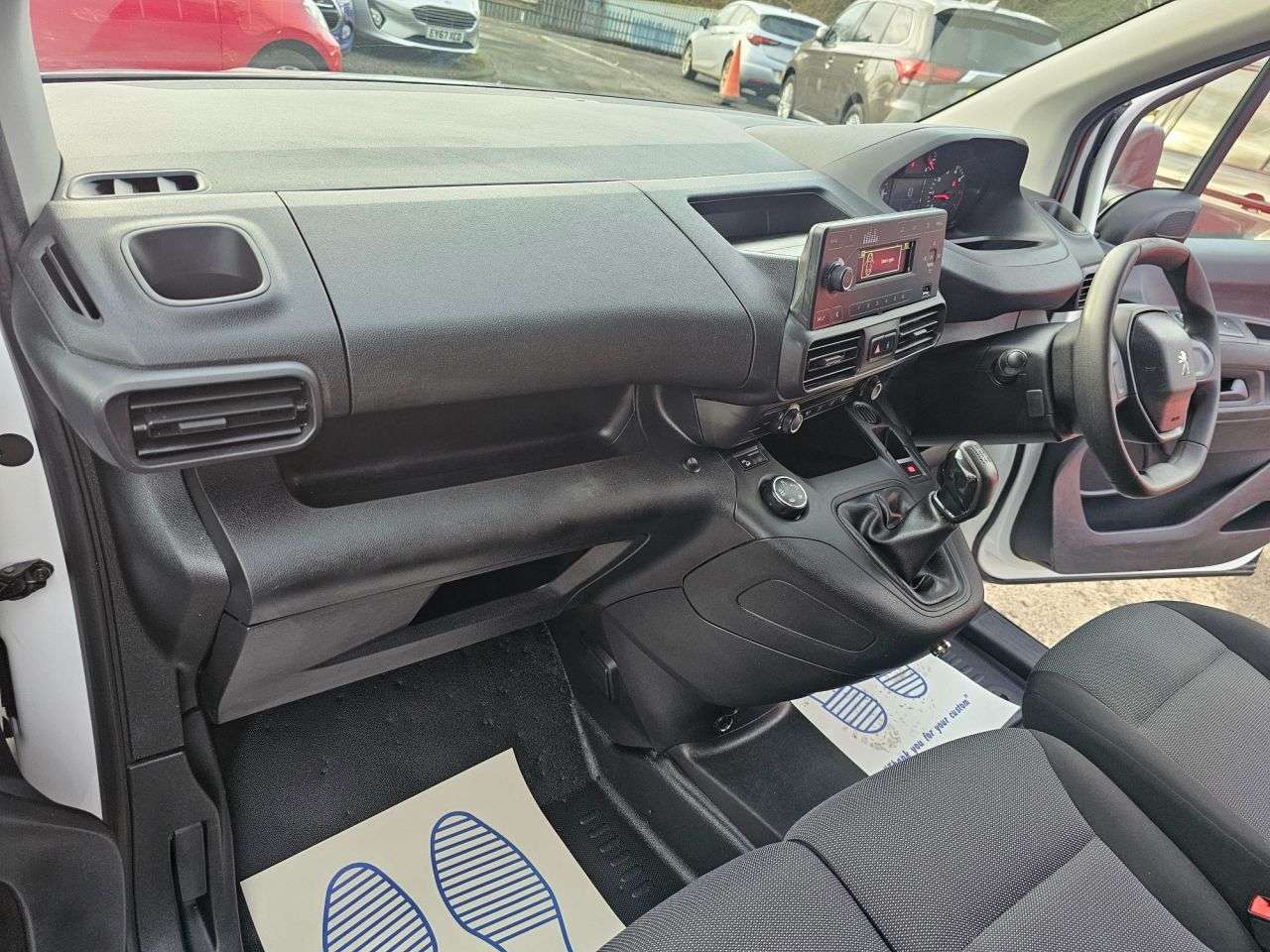 2021 PEUGEOT PARTNER 2021 PEUGEOT PARTNER