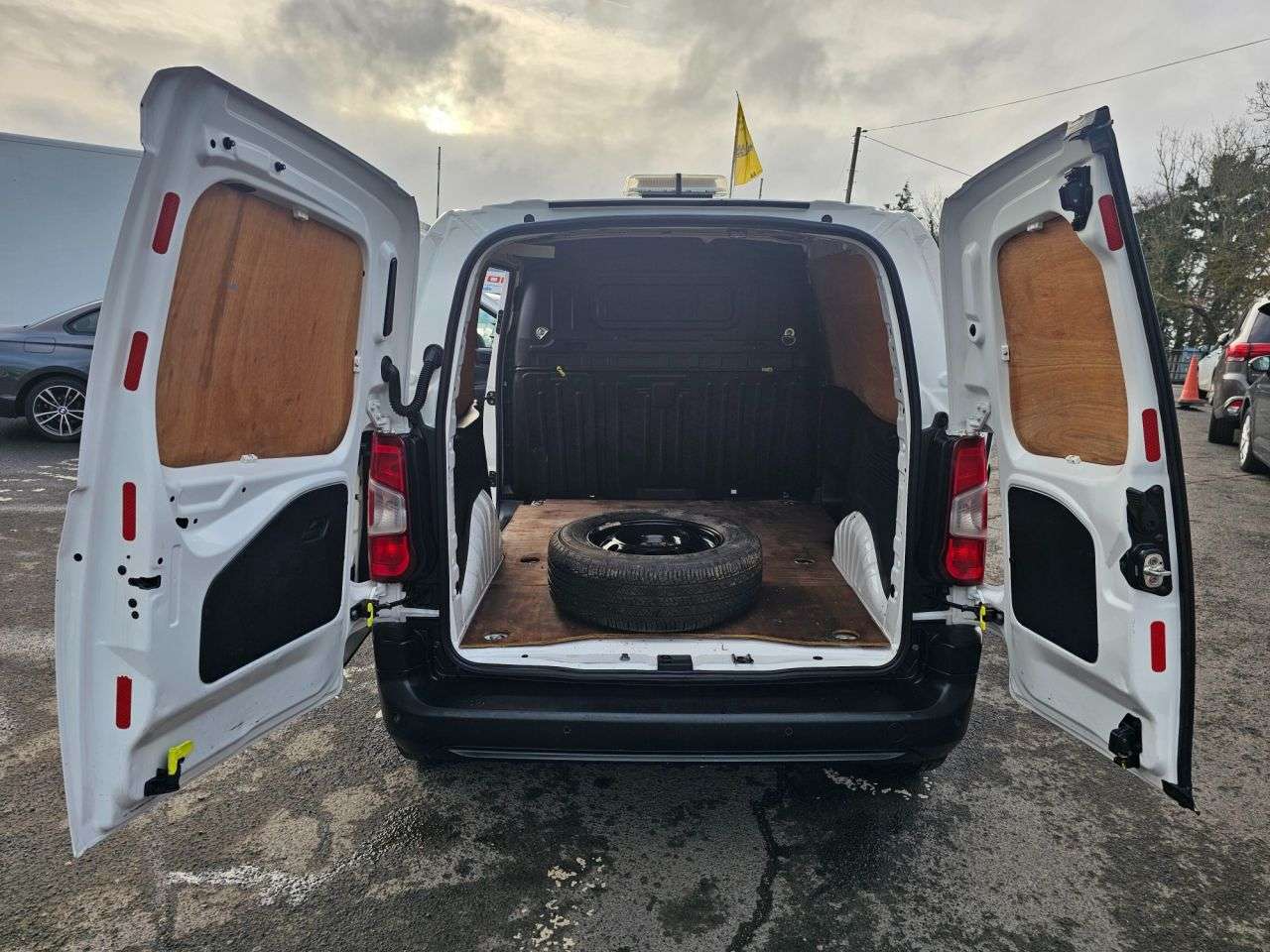 2021 PEUGEOT PARTNER 2021 PEUGEOT PARTNER