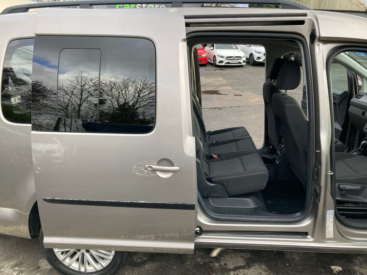 2018 VOLKSWAGEN CADDY MAXI LIFE 2018 VOLKSWAGEN CADDY MAXI LIFE