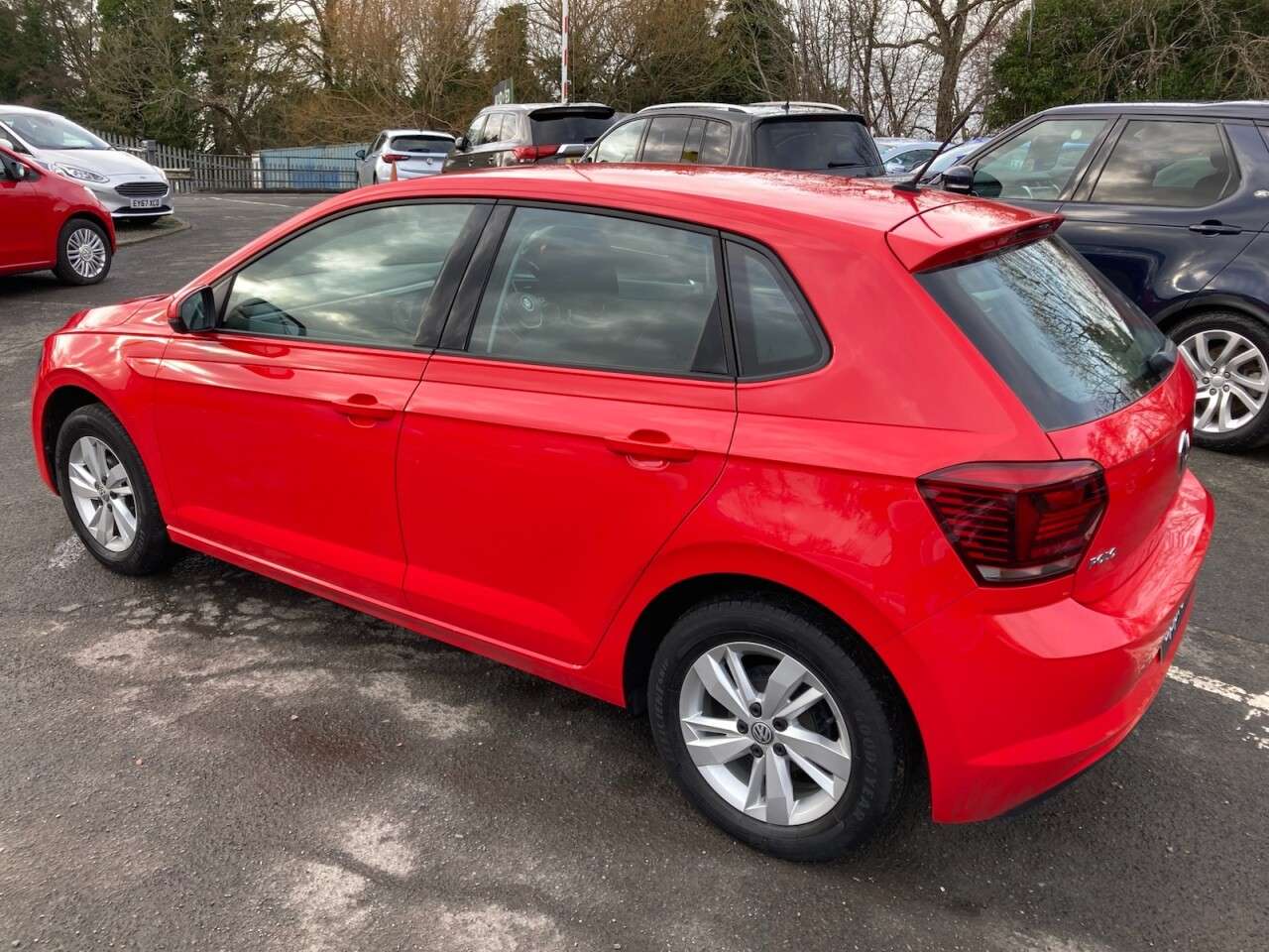 2019 VOLKSWAGEN POLO 2019 VOLKSWAGEN POLO