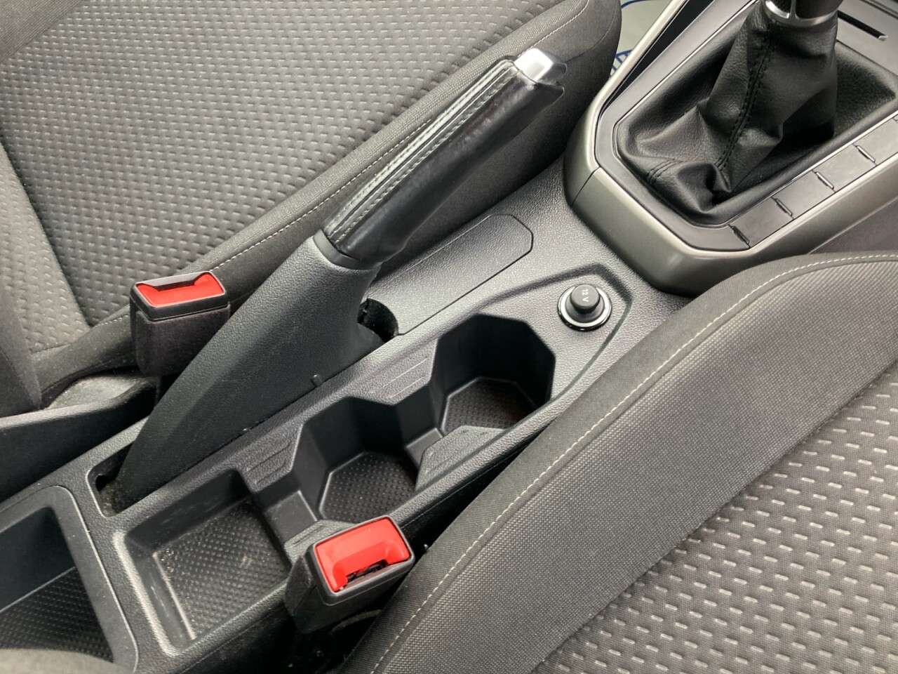 2019 VOLKSWAGEN POLO 2019 VOLKSWAGEN POLO