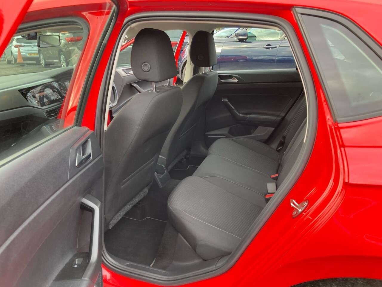 2019 VOLKSWAGEN POLO 2019 VOLKSWAGEN POLO