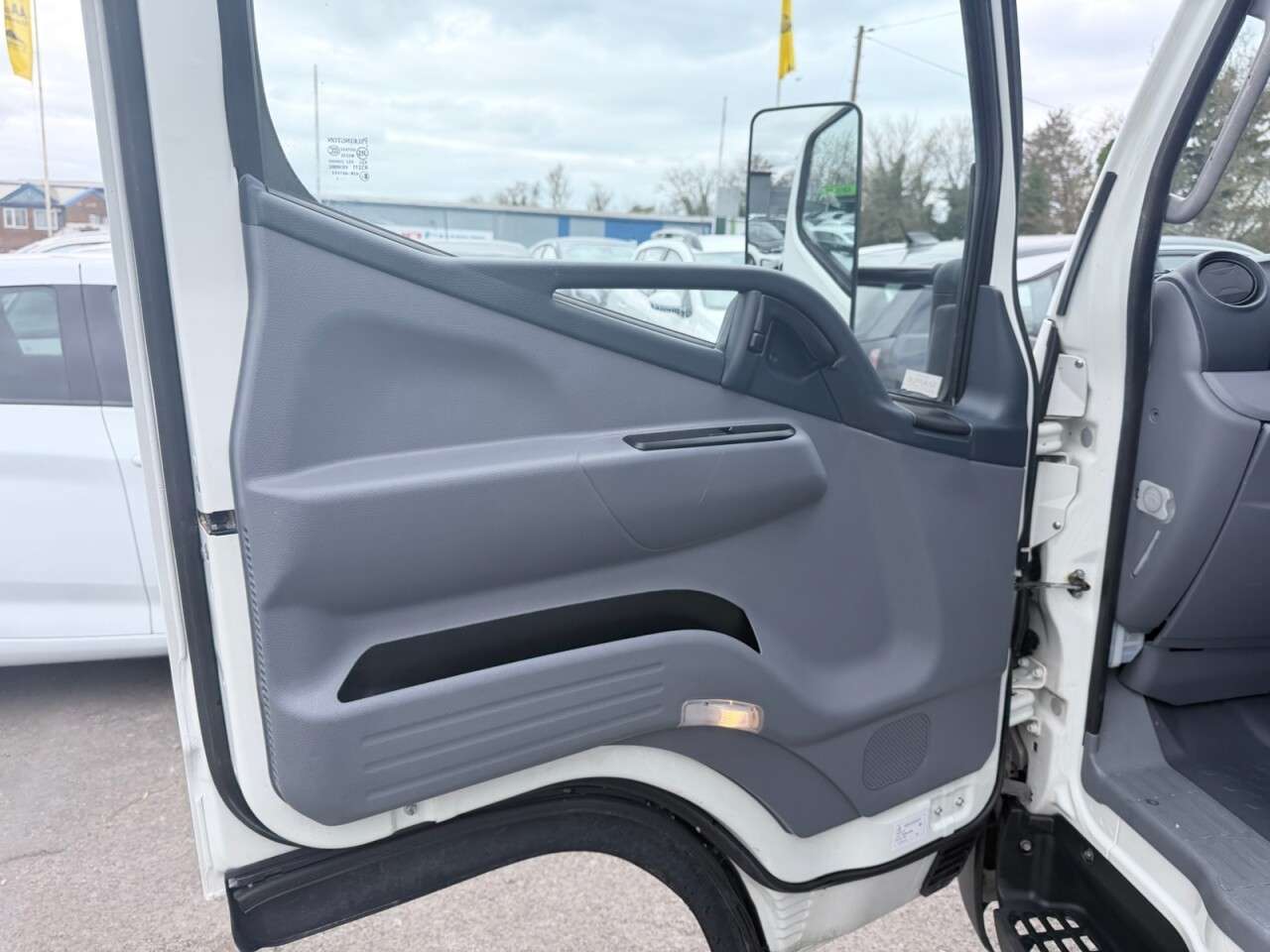 2017 MITSUBISHI FUSO CANTER 2017 MITSUBISHI FUSO CANTER