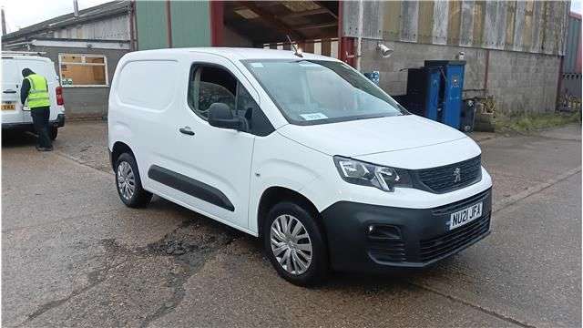 A 2021 PEUGEOT PARTNER White 1.5 BlueHDi Euro 6 panel van, 41,900 miles, ULEZ compliant, 5-Speed m A 2021 PEUGEOT PARTNER White 1.5 BlueHDi Euro 6 panel van, 41,900 miles, ULEZ compliant, 5-Speed m