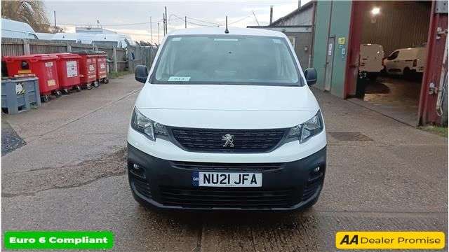 A 2021 PEUGEOT PARTNER White 1.5 BlueHDi Euro 6 panel van, 41,900 miles, ULEZ compliant, 5-Speed m A 2021 PEUGEOT PARTNER White 1.5 BlueHDi Euro 6 panel van, 41,900 miles, ULEZ compliant, 5-Speed m