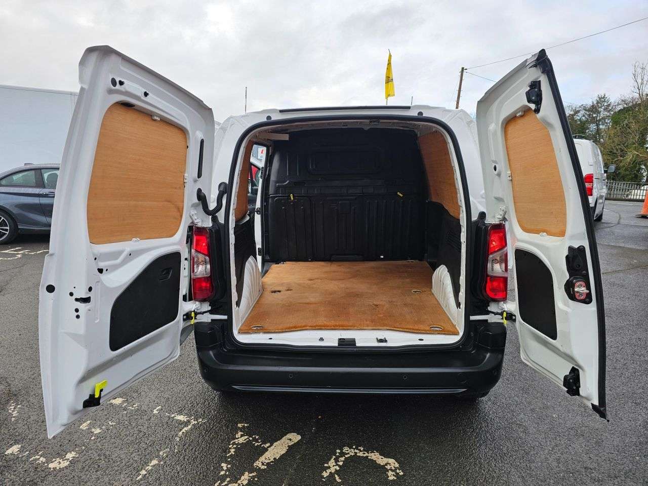 2021 PEUGEOT PARTNER 2021 PEUGEOT PARTNER