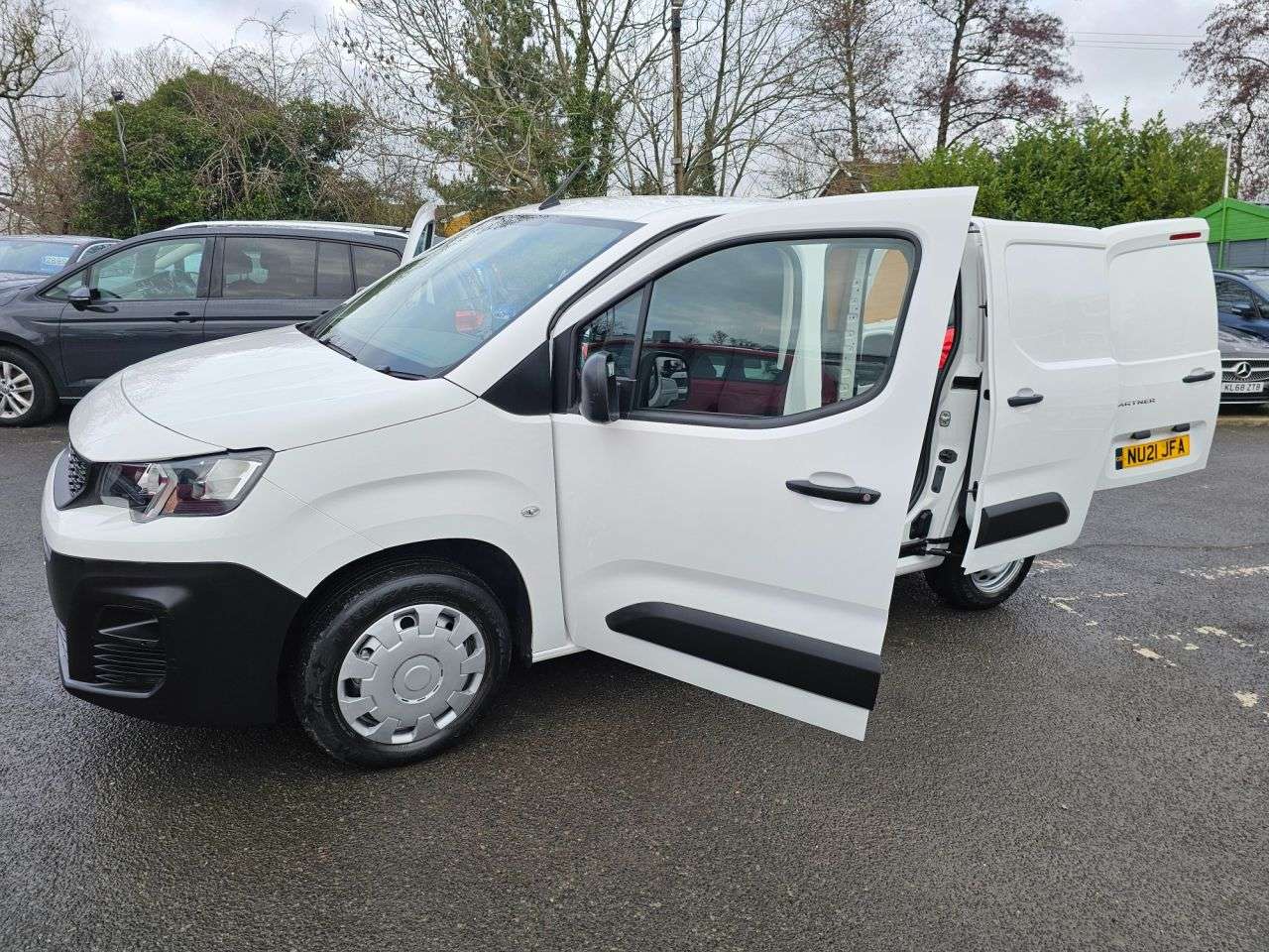 2021 PEUGEOT PARTNER 2021 PEUGEOT PARTNER