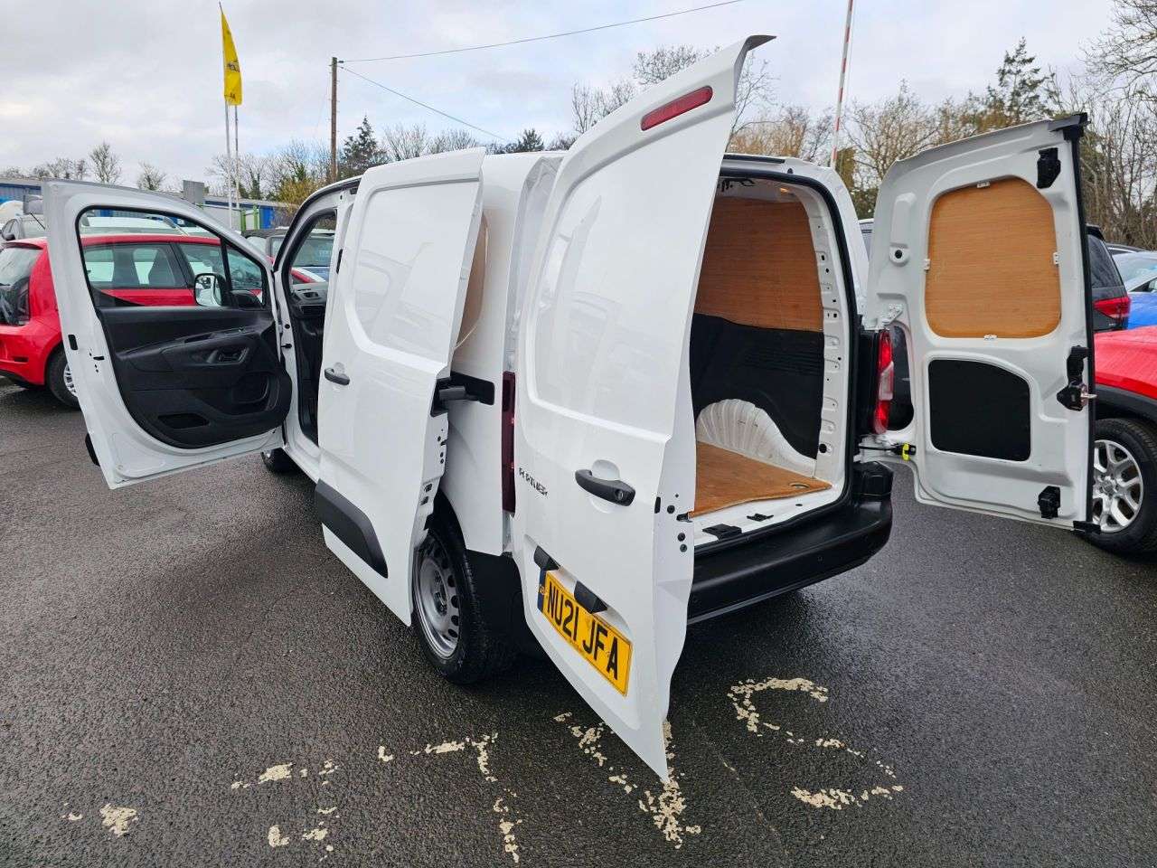 2021 PEUGEOT PARTNER 2021 PEUGEOT PARTNER