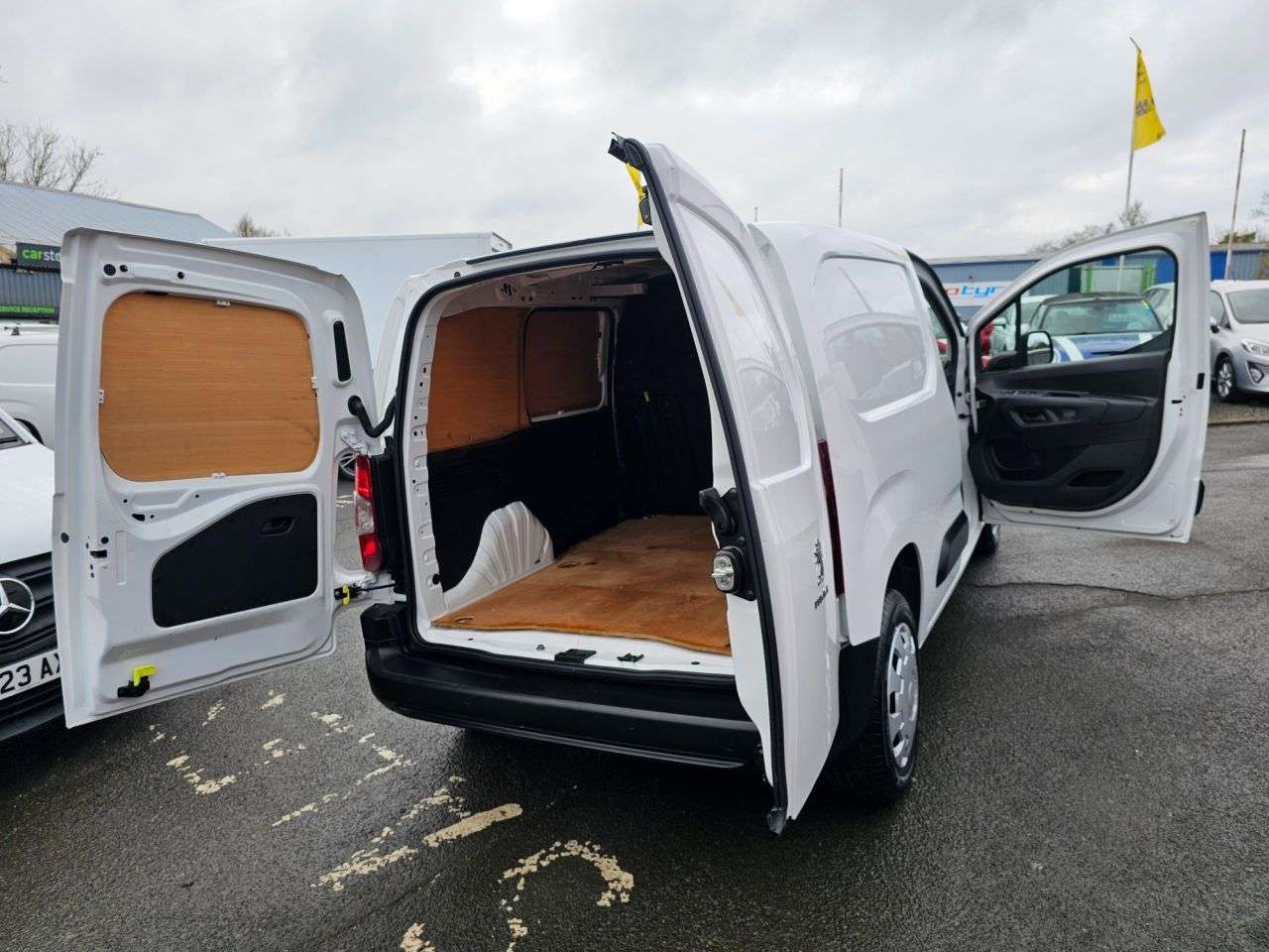 2021 PEUGEOT PARTNER 2021 PEUGEOT PARTNER