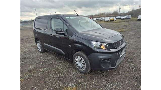 A 2022 PEUGEOT PARTNER Black 1.5 BlueHDi Euro 6 panel van, 44,400 miles, ULEZ compliant, 5-Speed m A 2022 PEUGEOT PARTNER Black 1.5 BlueHDi Euro 6 panel van, 44,400 miles, ULEZ compliant, 5-Speed m