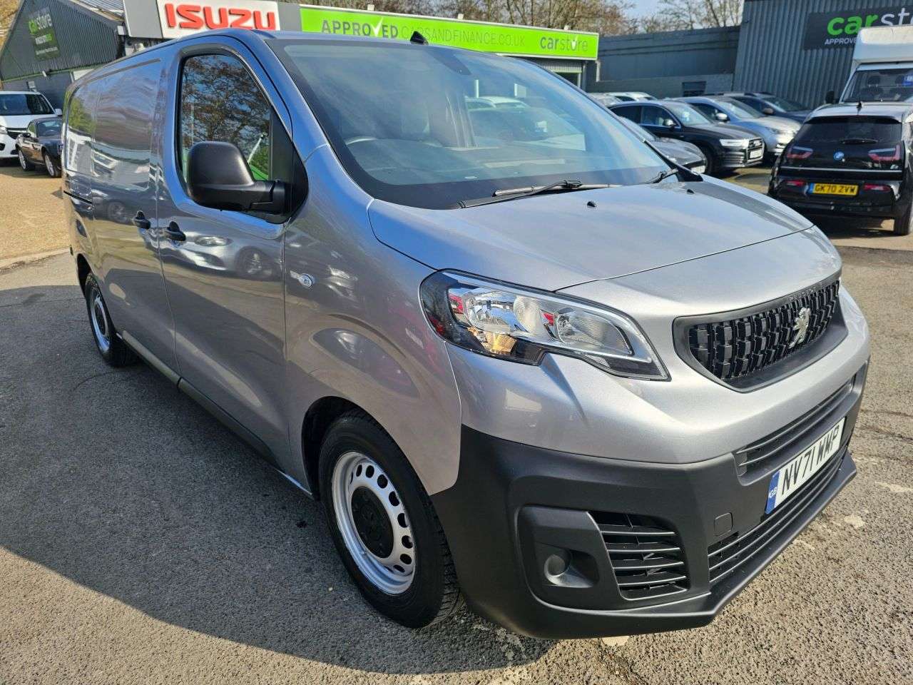 A 2022 PEUGEOT EXPERT Grey 1.5 BlueHDi Euro 6 panel 44,200 miles, ULEZ compliant, 6-Speed manual, A 2022 PEUGEOT EXPERT Grey 1.5 BlueHDi Euro 6 panel 44,200 miles, ULEZ compliant, 6-Speed manual,